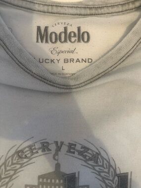 Lucky Brand Men's Short Sleeve Tee in Light Gray with Dark Gray Print